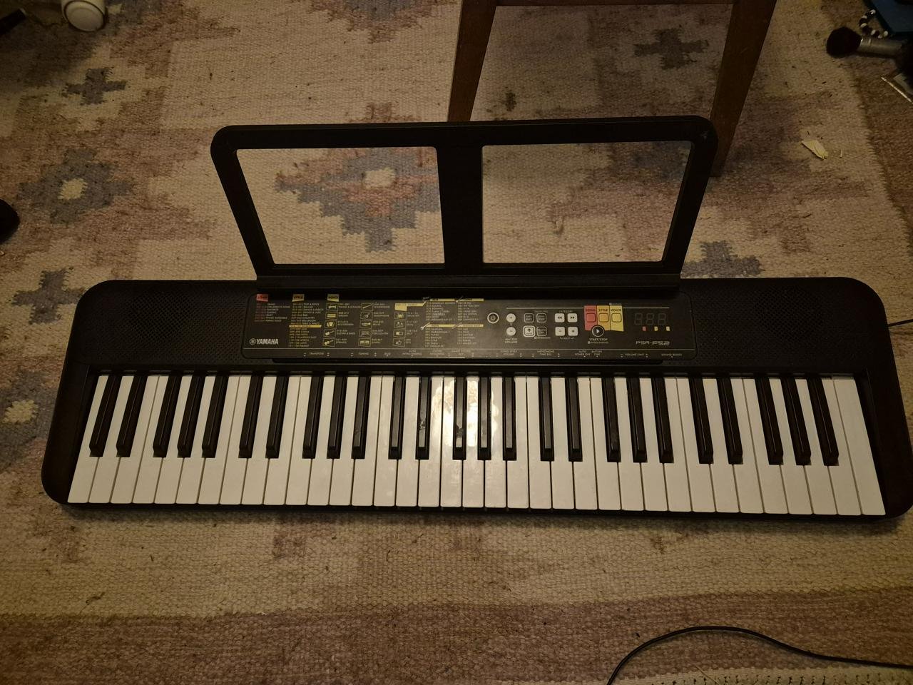 Yamaha PSR-F52 keyboard (bra ...