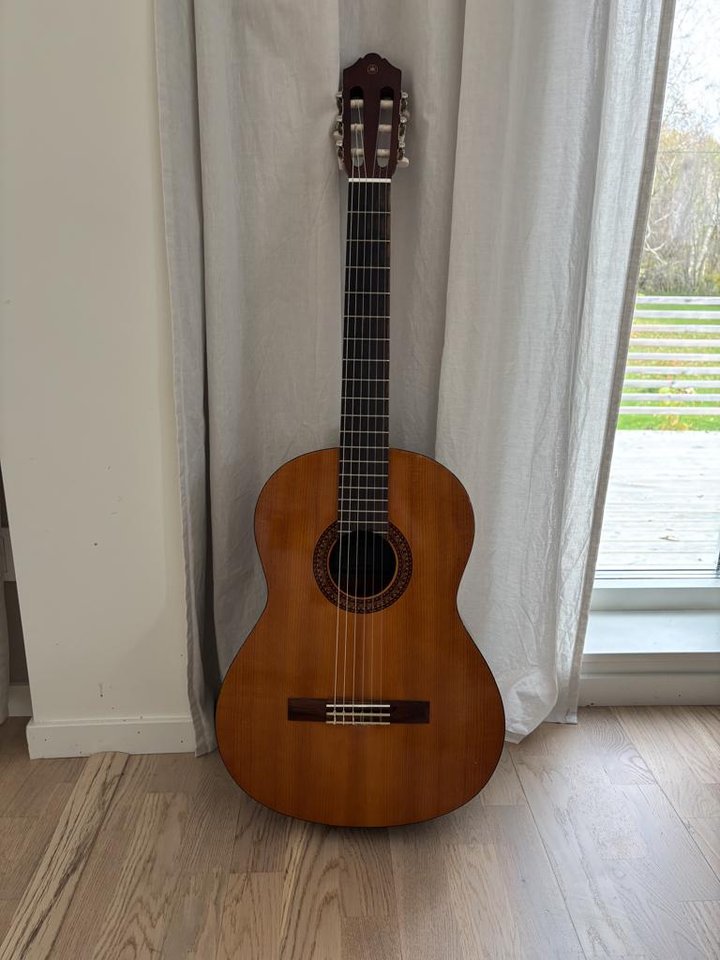 Gitarr/akustikgitarr Yamaha C...