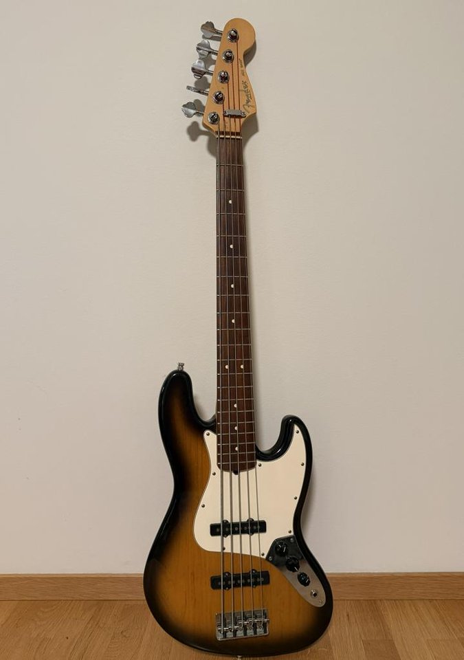 Fender Jazz 5 str (USA)