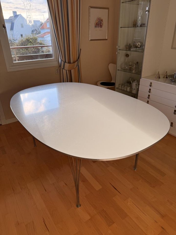 Superellips – Fritz Hansen – ...