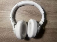 JBL Tune 710BT Wireless Over-Ear Hörlurar