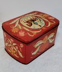 Gammal "allmoge" plåtburk