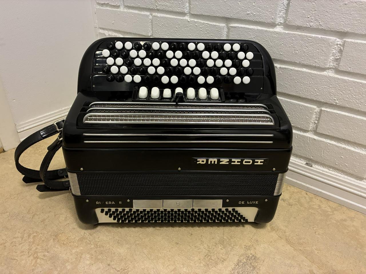 Dragspel Hohner Rivera II