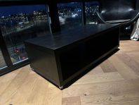 Soffbord i svart träfinish