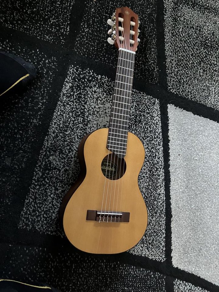 guitalele minigitarr