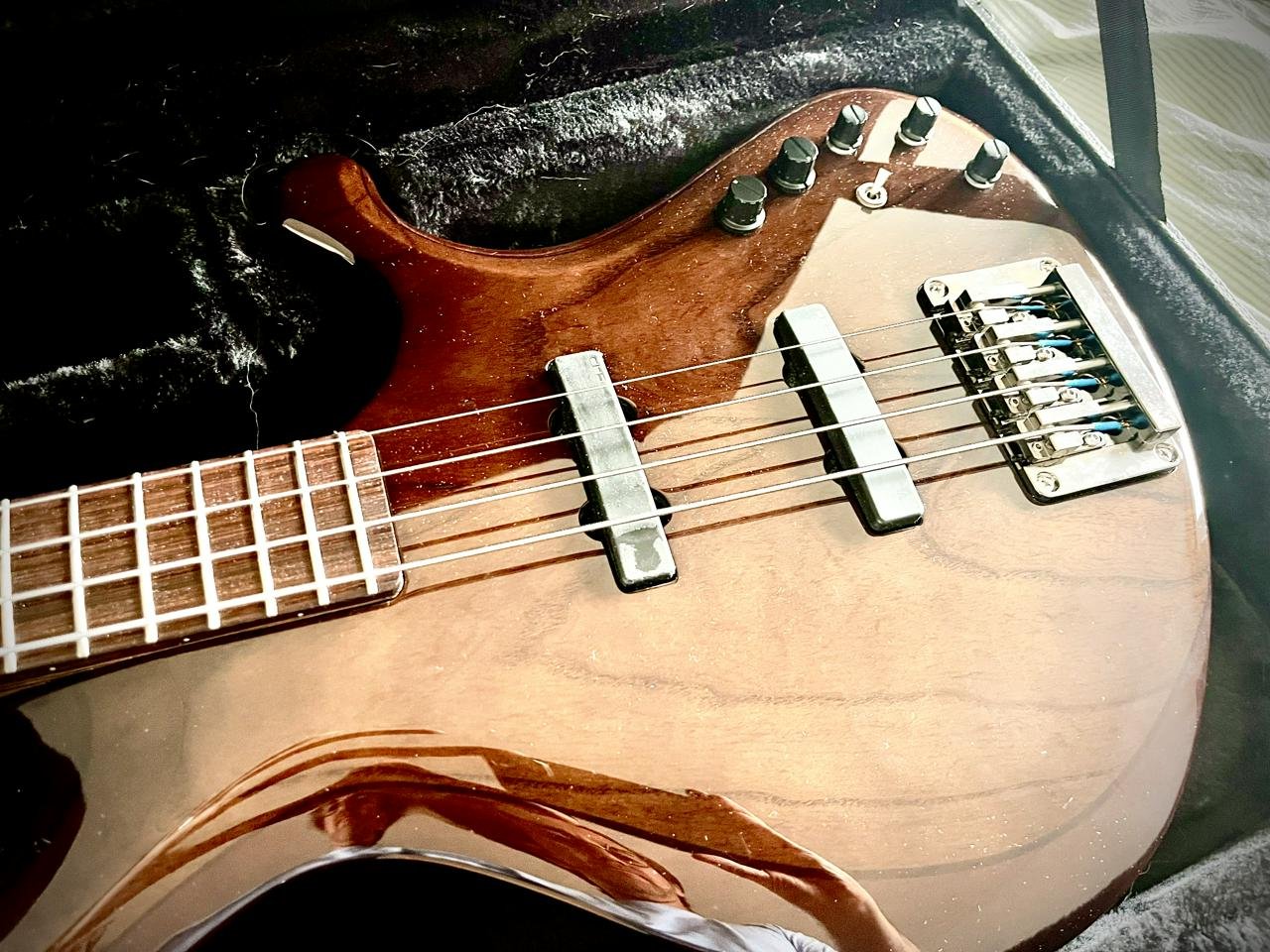 Ibanez Prestige Grooveline G104