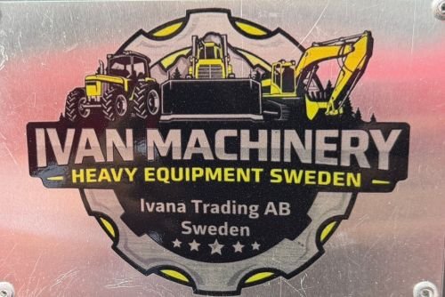 Ivana machinery logo