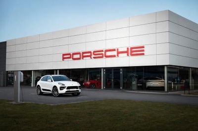 Porsche Center Linköping - Tillbehör